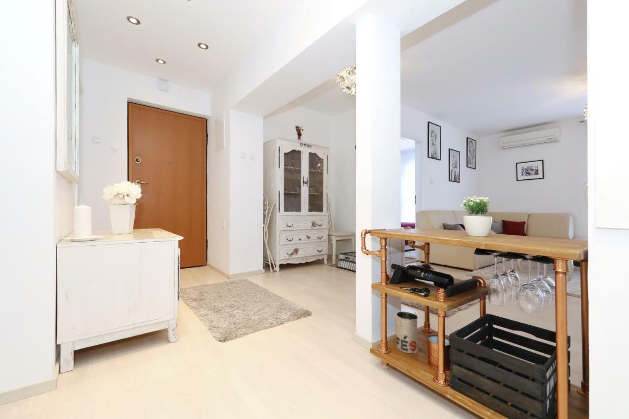 Luxury Apartman Rita, Center
