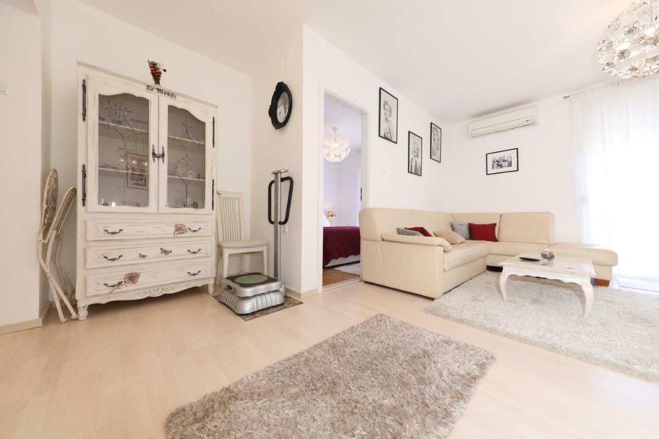 Luxury Apartman Rita, Center Apartment